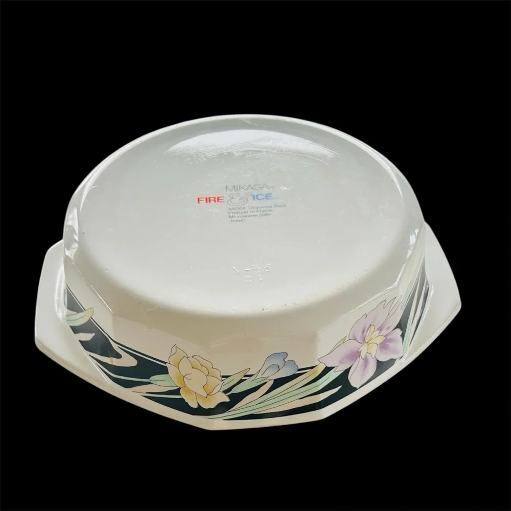 Mikasa Fire & Ice Glass Casarole Dish